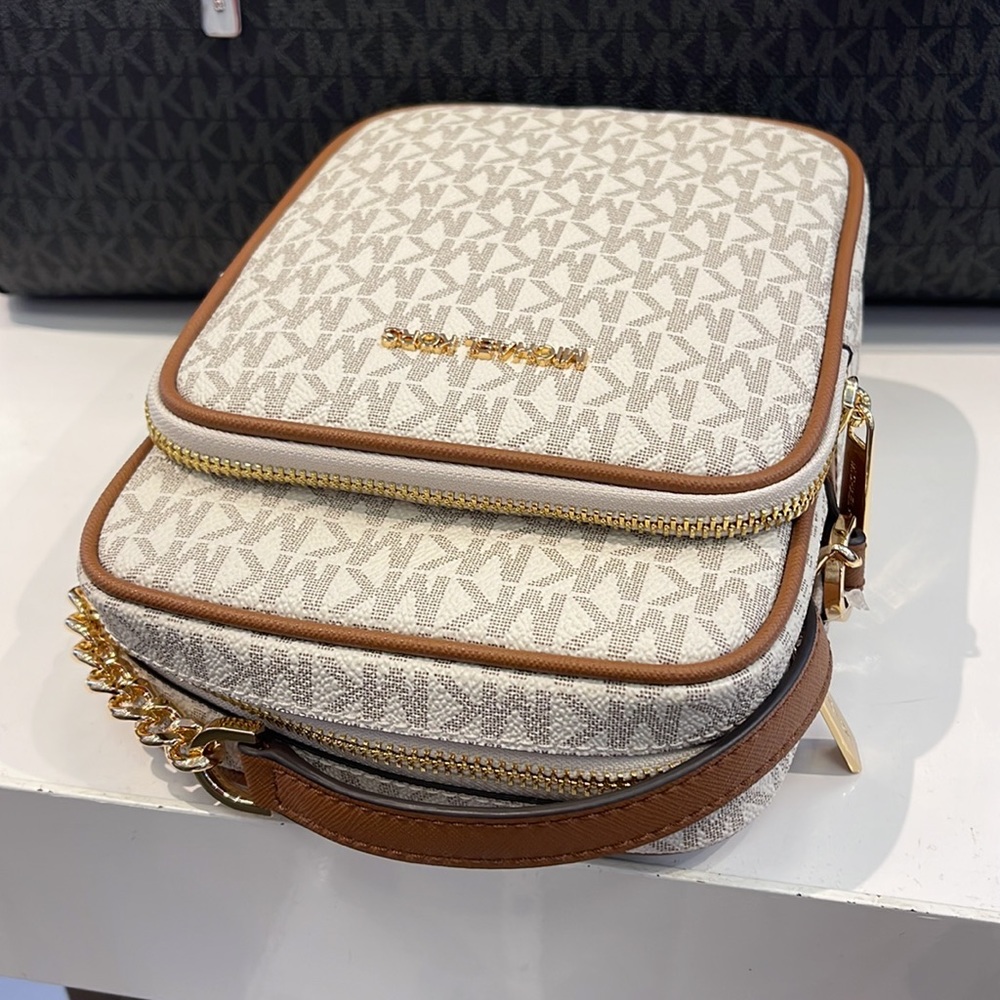 MICHAEL KORS  Jet Set Travel Medium Logo Crossbody Flight Bag # 35F1GTVC2B NWT - Picture 6 of 16